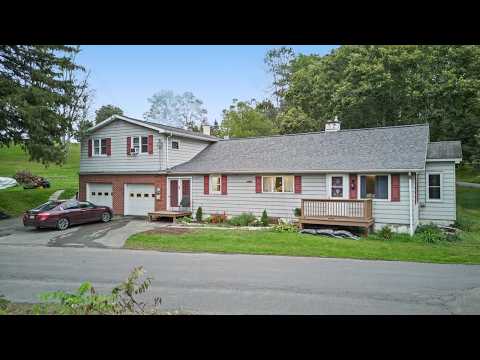1520 Mountain View Dr, Dallas, PA home video tour