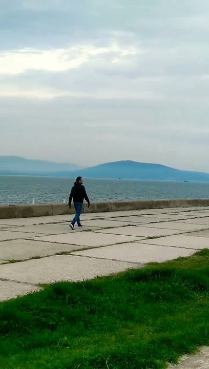 МАЛАЯ ЗЕМЛЯ МОРЕ ПЛЯЖ ВИД ШИКАРНЫЙ И ПОГОДА НОВОРОССИЙСК НАЖМИТЕ НА ...