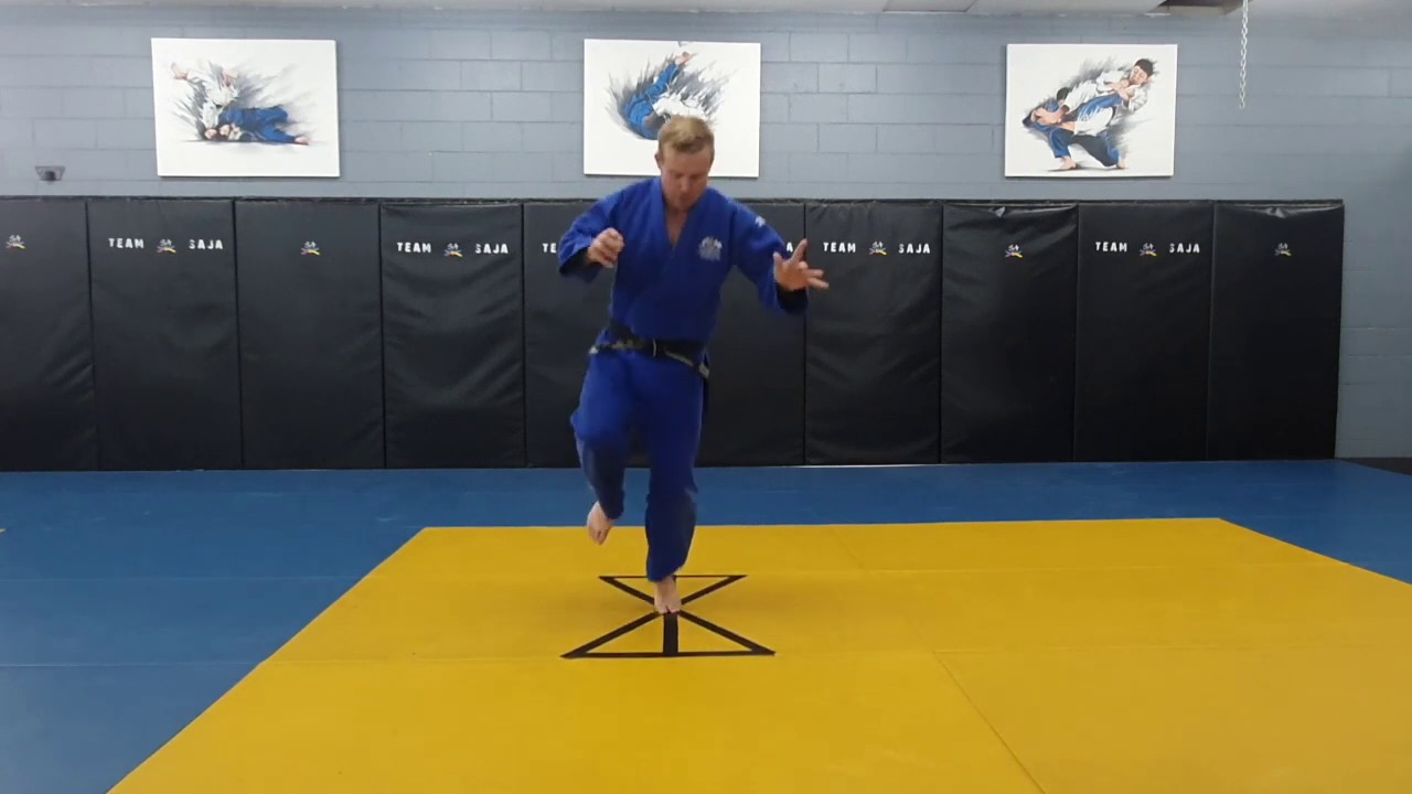 10 solo footwork drills for Judo and BJJ YouTube