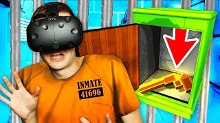 Escaping Virtual Reality PRISON With SECRET Item (Prison Boss VR Funny Gameplay)