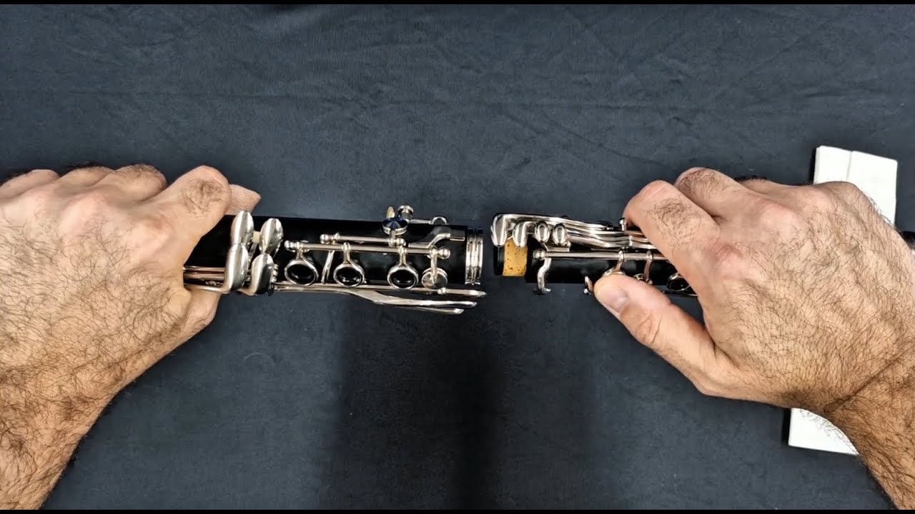 How to Assemble Your Clarinet - YouTube