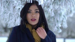 Marion Jola - Pergi Menjauh (Lirik)