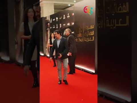 رياض الخولي يتصدر الأضواء عقب تكريمه في مهرجان الفضائيات العربية