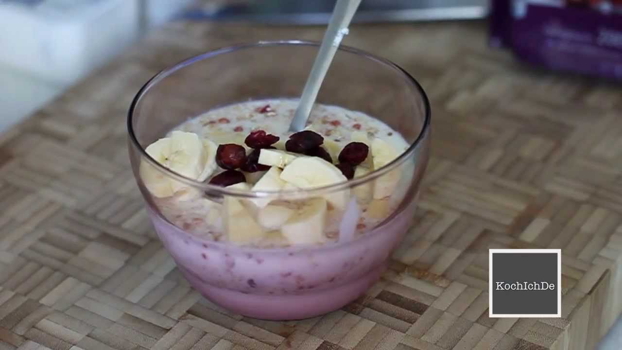 Frühstück - Müsli, Quark und Milch... * sehr lecker und gesund * - YouTube