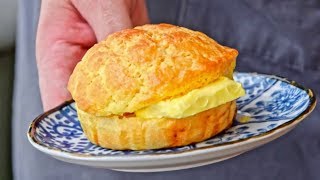 Pineapple buns, bolo bao, are a classic at hong kong bakeries. they're
buttery bun with crispy sugar cookie topping and served an optional
generous ...