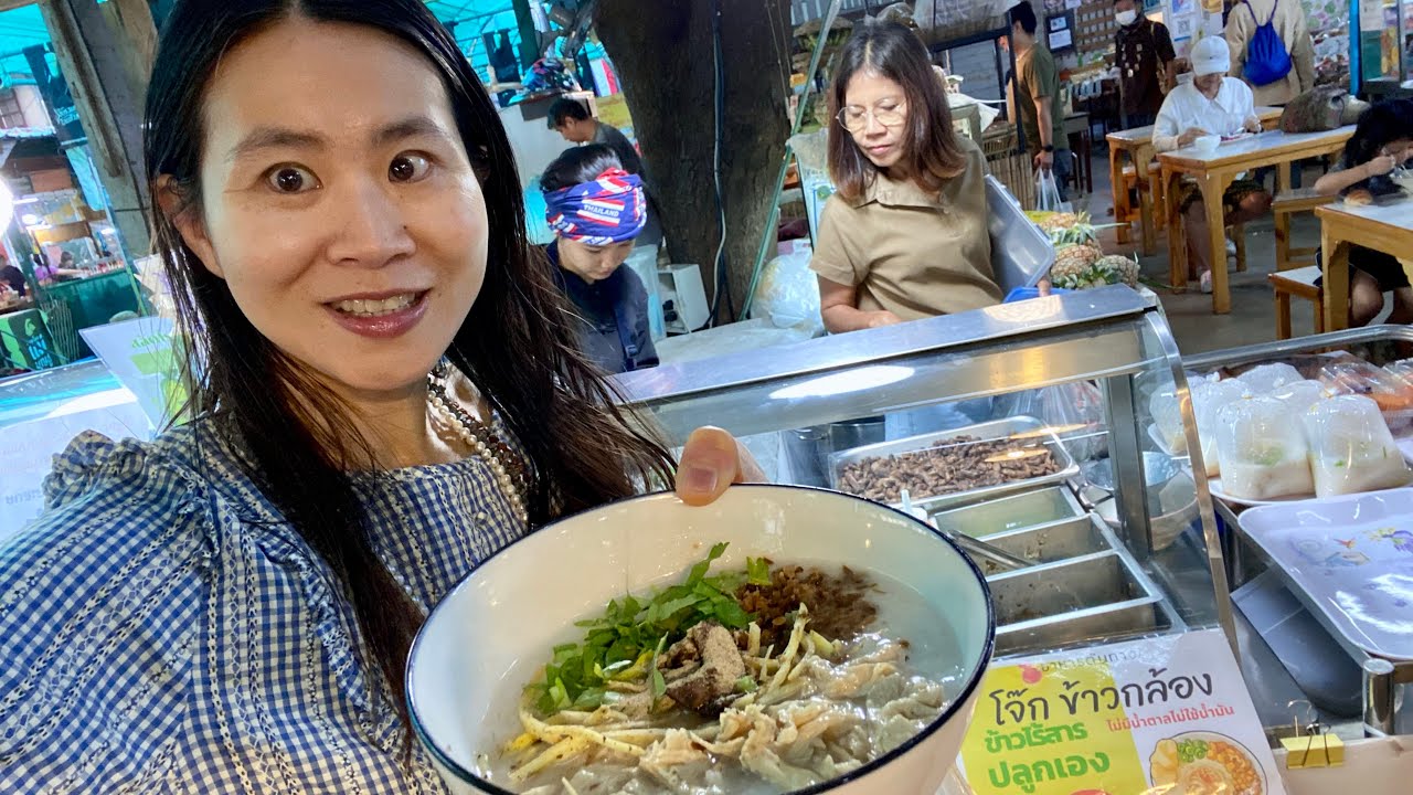 Vegetarian Foods Market - All Year Round in Bangkok Thailand | Santi Asoke