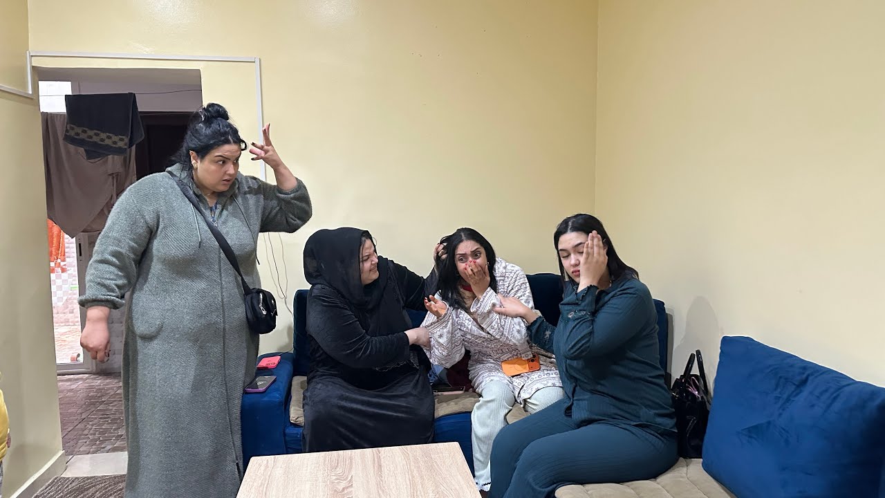 اول مرة ناضت أمينة أضربها ابي 😭 صخفات😭 ناضت روينة قدام ضياف😭