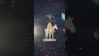 Beyonce on a flying horse 👀