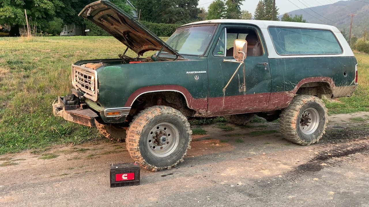 1 ton Ramcharger build, and walk around, follow up to the 4x4 burnout!