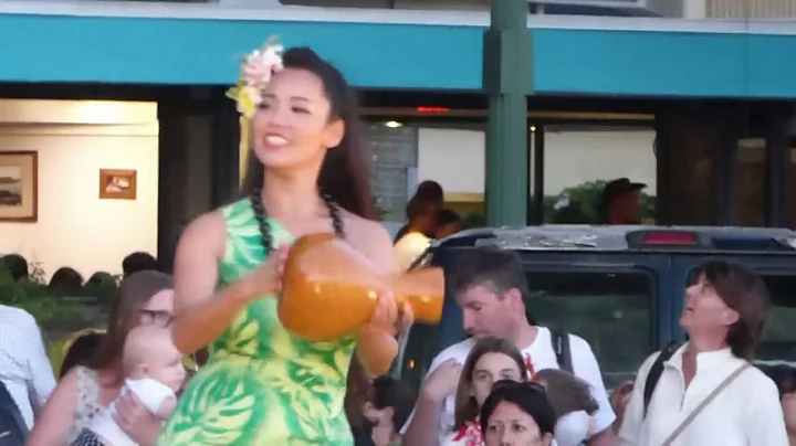 Kuhio Beach Torch Lighting & Hula Show