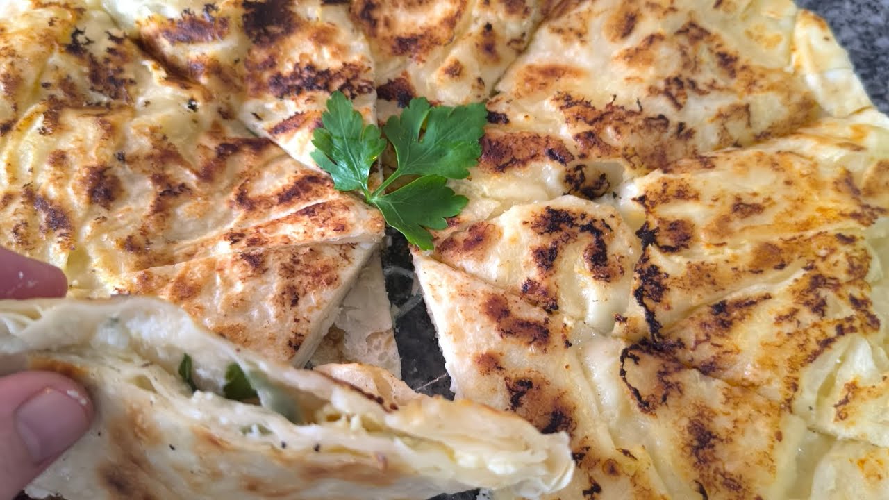 [[Kahvaltılık Tavada Peynirli Börek Tarifi ]]