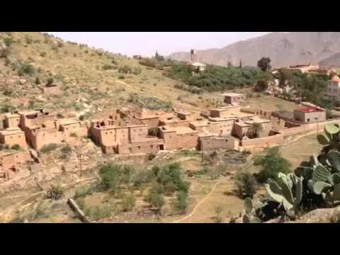 موسقي والصمت في دوار لمدير امنوز