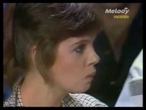 The Shirts - Laugh and Walk Away (French TV)