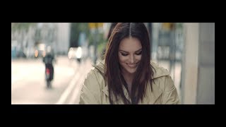 Смотреть клип Ewa Farna - Málo Se Známe