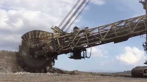 Different methods of surface and subsurface mining