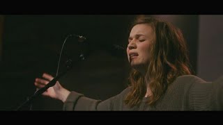 Video thumbnail of "Jesus Paid It All (Spontaneous) - UPPERROOM"