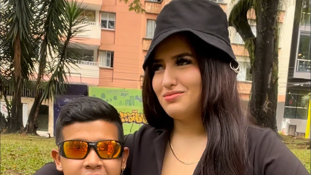 un minuto en el paraíso por dinero 💸💋