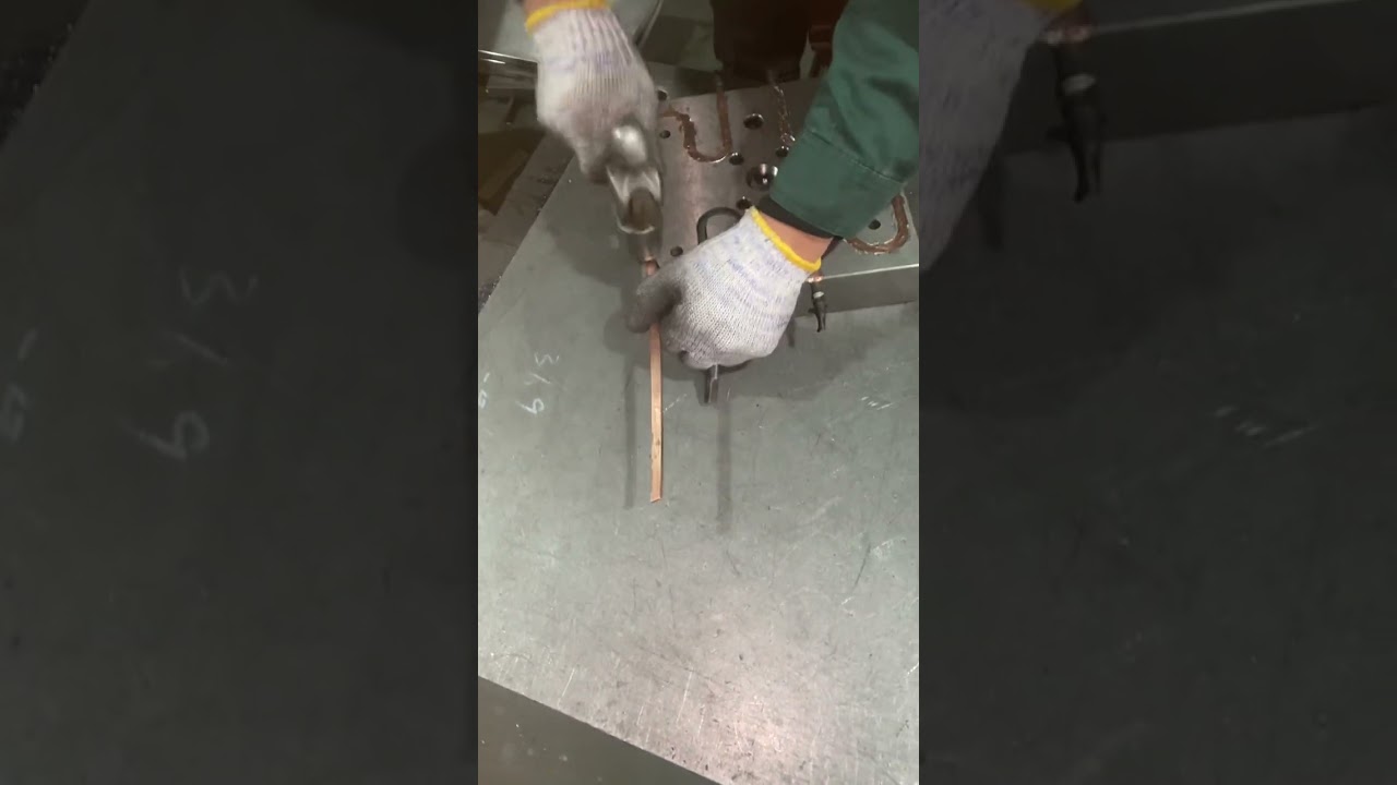 Cover the copper on top of the manifold heater