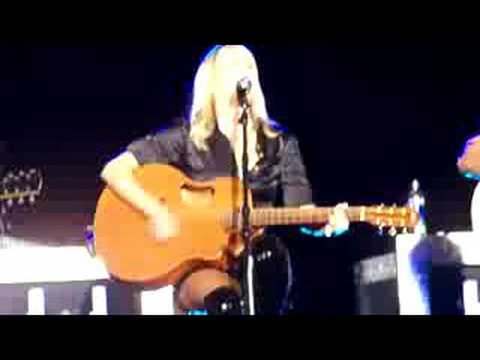 Carrie Underwood- Don't Forget To Remember Me 8-2-08