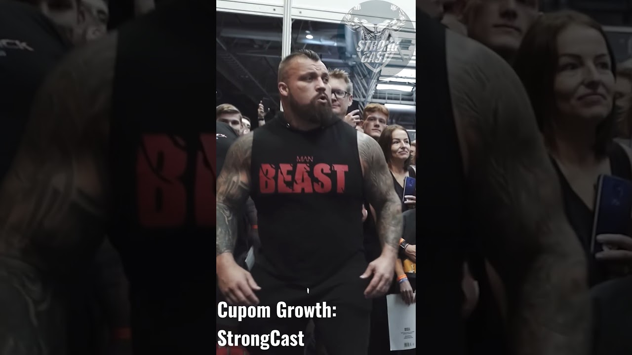 ELE SIMPLESMENTE QUBROU A MÁQUINA COM UM SOCO  