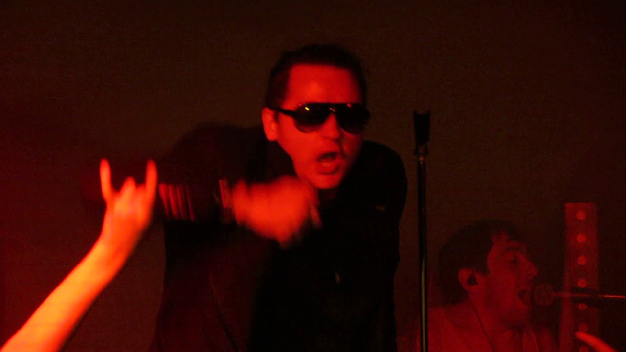 ПТВП, Красный концерт в Москве, "Лестница в никуда", 23.09.2017 - YouTube