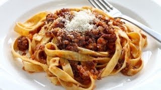 Ragu a la Bolognese sauce - italian recipe Food From Around The World