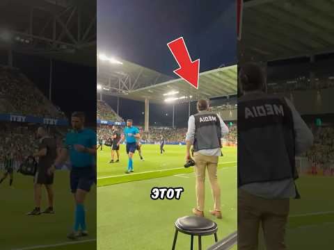 Фотограф начал хвастаться и пожалел 😰⚽