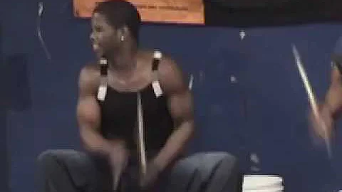 More of amazing street drummer Larry Wright in New...