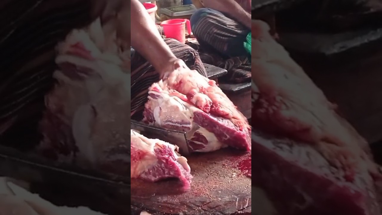 Boneless meat cutting knife skills. 