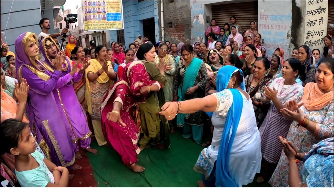 ਕੁੜੀ ਦੀ ਮਾਮੀ ਲਾਡਲੀ ਪਕੌੜਿਆਂ ਪਿੱਛੇ ਰੁੱਸੀ | Funny Gidha Weding | Virsa Art