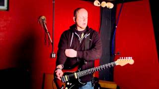 Learn how to play Closer by Candlelight Red on Guitar