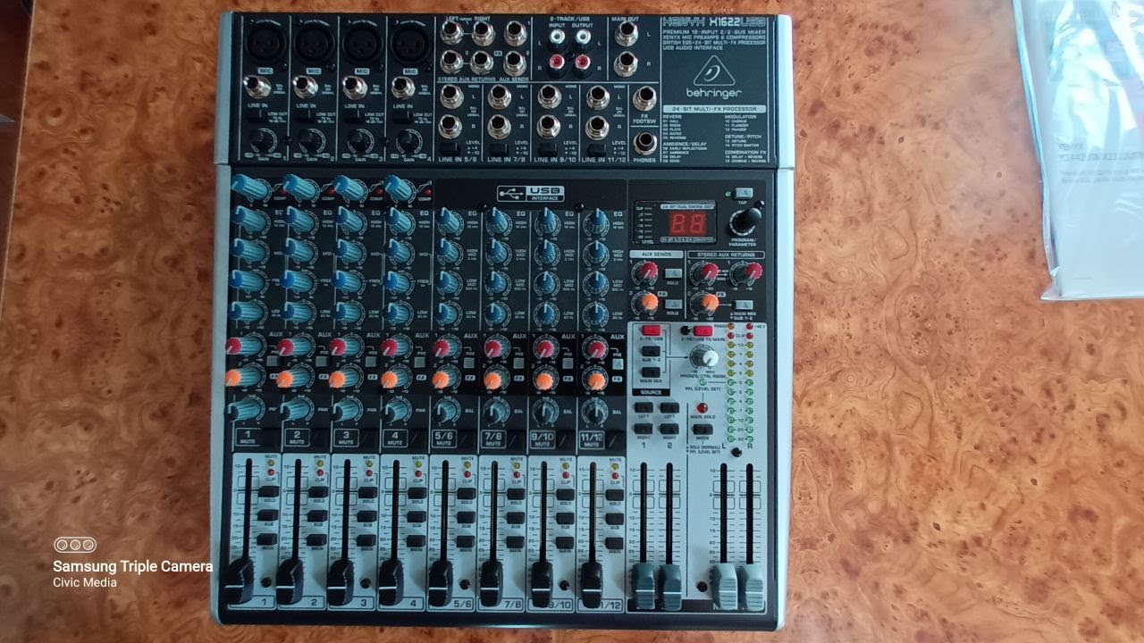 Prezentare Mixer Behringer XENYX X1622USB