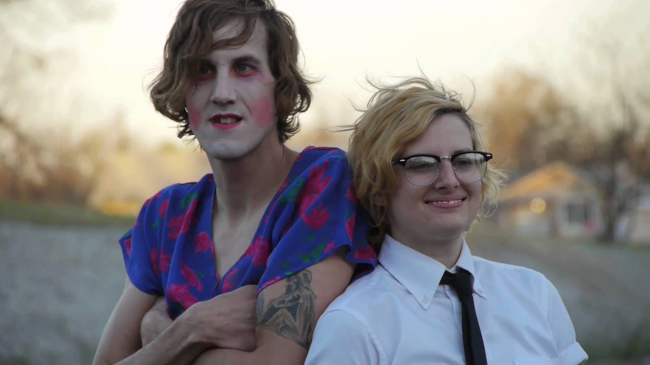 TOM GRRRL - PASTA SALAD DAYS