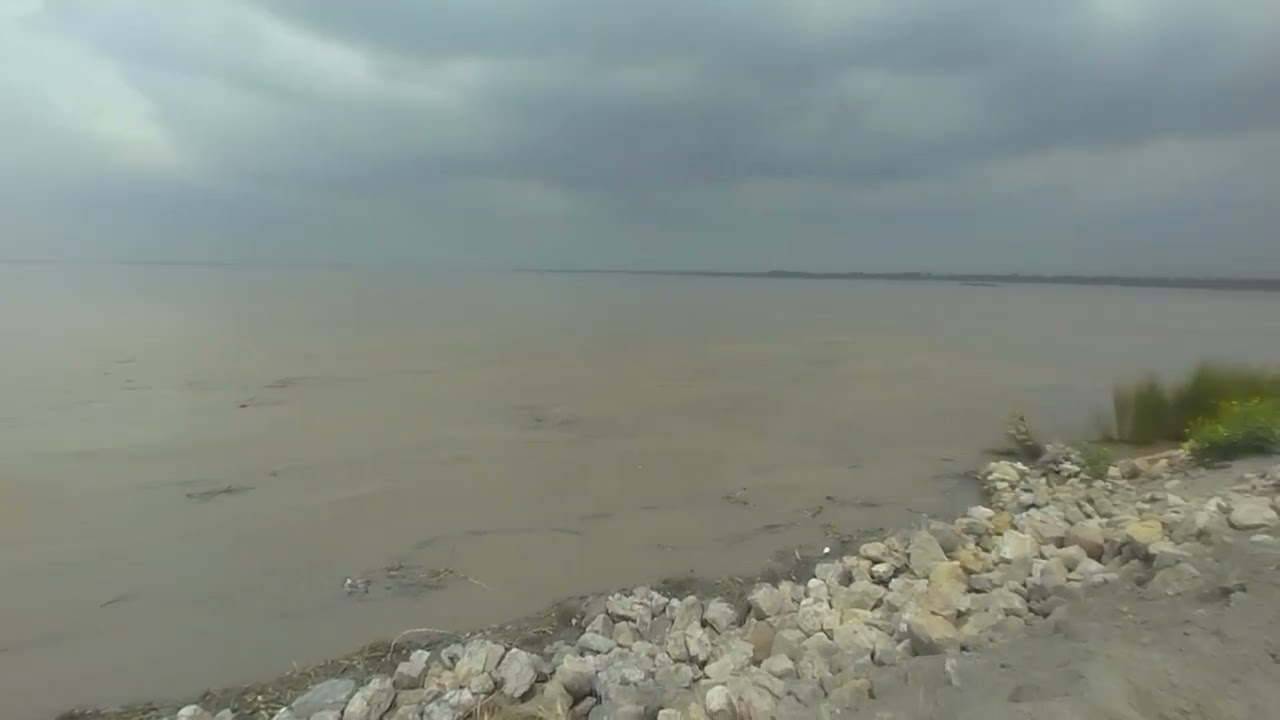 high level flood in Indus river