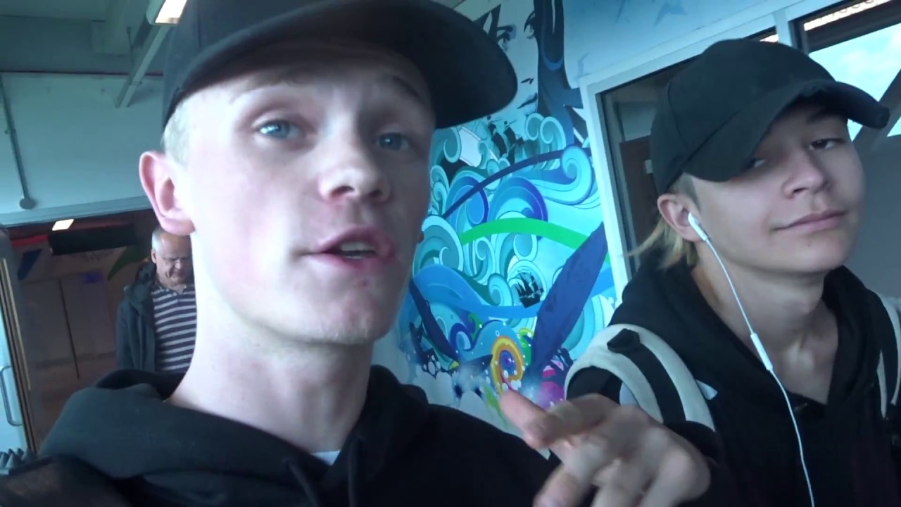 OUR HOTEL ROOM WAS RAIDED **PRANK** (FAIL)