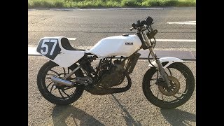 YAMAHA RZ125 13W Racer Two stroke sound - YouTube