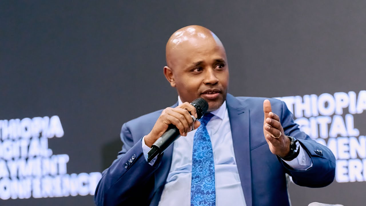 Беседа у камина с Его Превосходительством д-ром Эйобом Текалином, губернатором Национального банк...