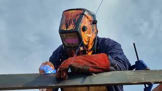 Construimos este Techo de Metal por las Tardes (Mi Papá y Yo) | Parte 1