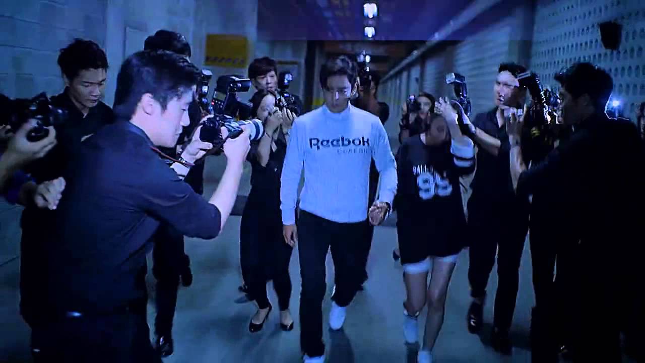 Reebok Classic Ex-O-Fit & Freestyle | TVC | "Paparazzi