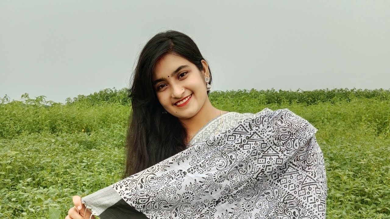 পাট ক্ষেতে যেয়ে কি বিপদ  ঘটলো।। moumita sarker..