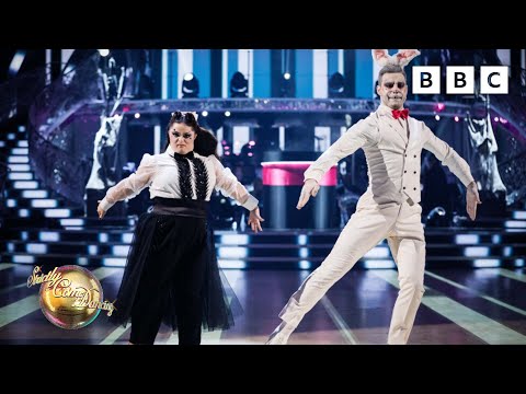 Ellie Goldstein & Vito Coppola Tango to Abracadabra by Lady Gaga ✨ BBC Strictly 2025