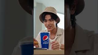What drinks go best with fried chicken?#rumi #jinu