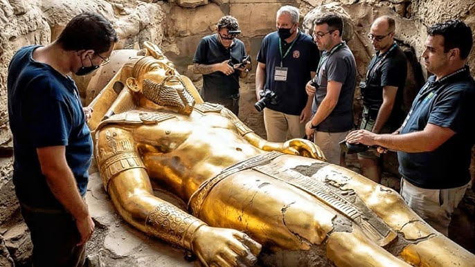 King Solomon's Tomb Opened By Scientists, What They Encountered TERRIFIED  The Whole World! - YouTube