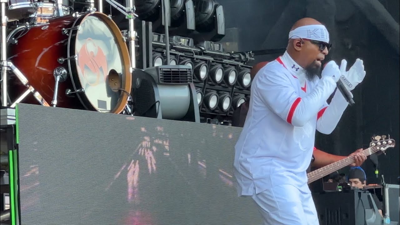 Tech N9ne - Speedom (WWC2) (Live in Tampa, FL 8-20-25) EMINEM