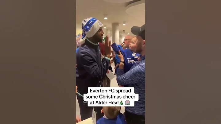 Everton FC visit Alder Hey at Christmas!