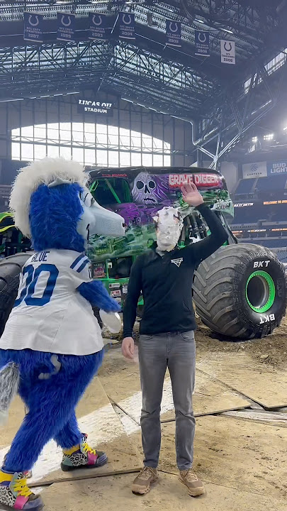 GOT EM🤣 @MonsterJam