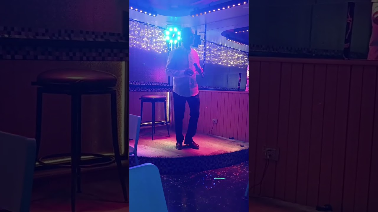 No tengo suerte en el amor Rafyn Vaskyn en Escenario de Oro 