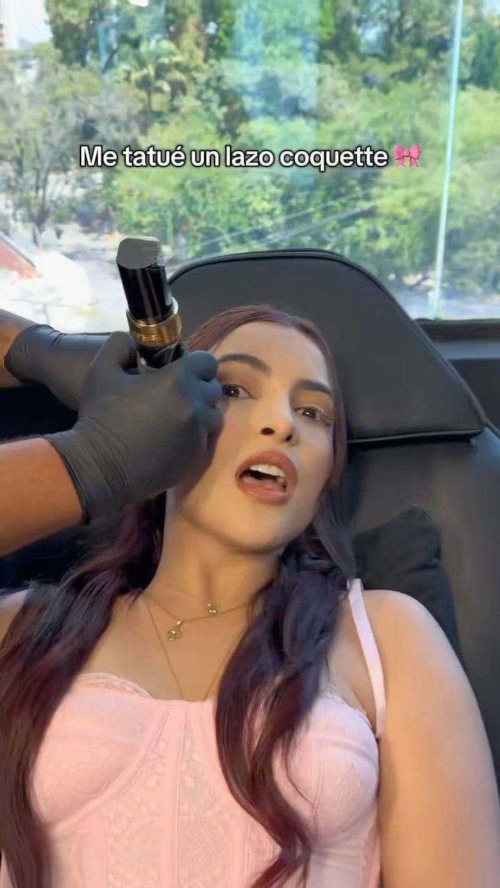 Así REACCIONARON mis papás a mi primer TATUAJE “EN LA CARA” ? (por mi álbum)
