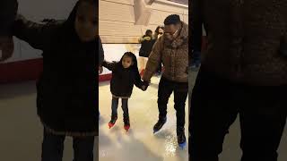 Entre deux séances de stud&#39;, ca drifte à la patinoire 😂 #Shorts