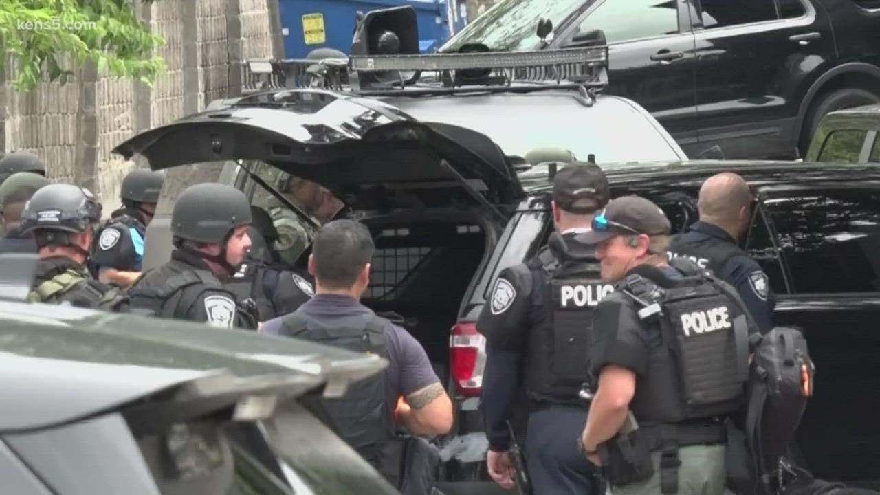 Standoff on city's northwest side ends peacefully after suspect ...